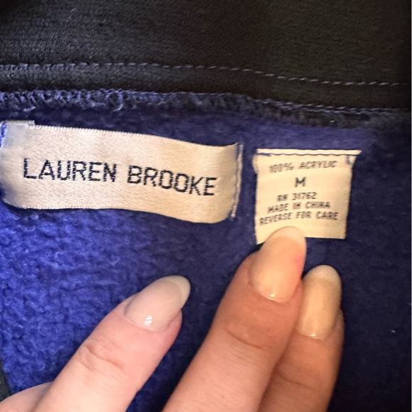 Lauren Brooke Vintage Sweater. Size Medium. - Picture 2 of 3